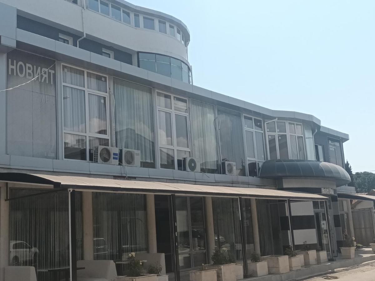 Apartments Danita & Restaurant&Pool Bar Varna Bagian luar foto