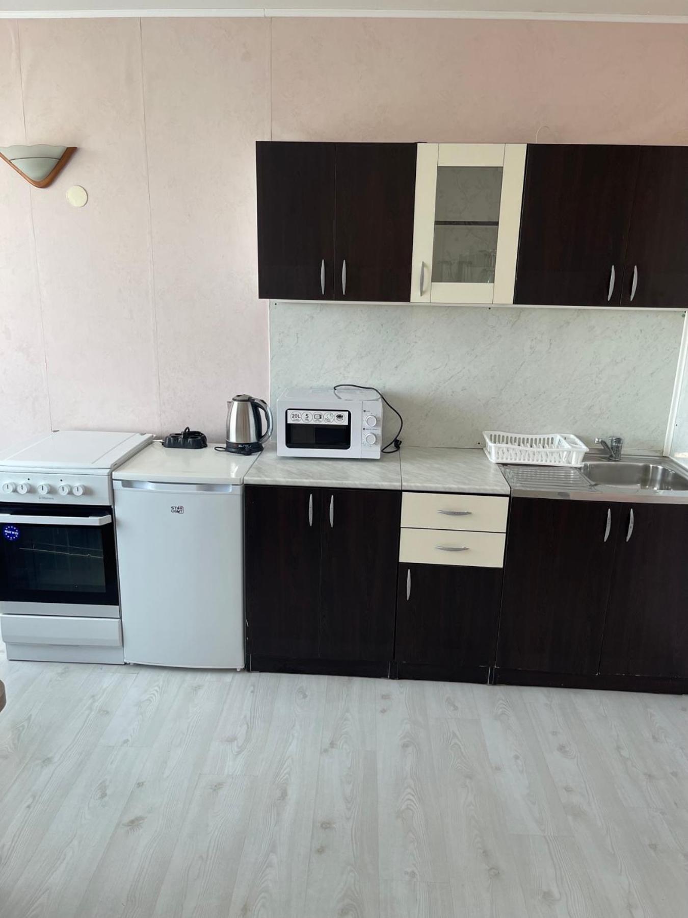 Apartments Danita & Restaurant&Pool Bar Varna Bagian luar foto